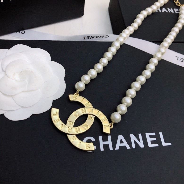 Chanel Necklaces